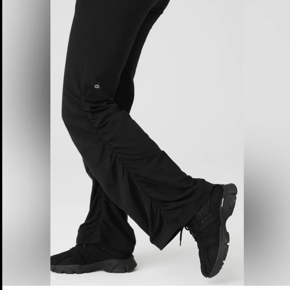 ALO Yoga Ruched French Terry Pants